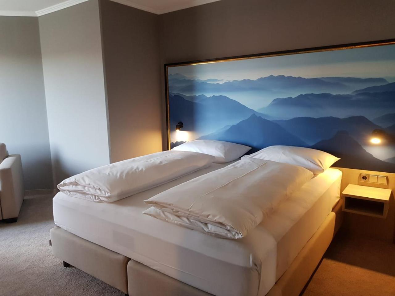 Hotel Awa